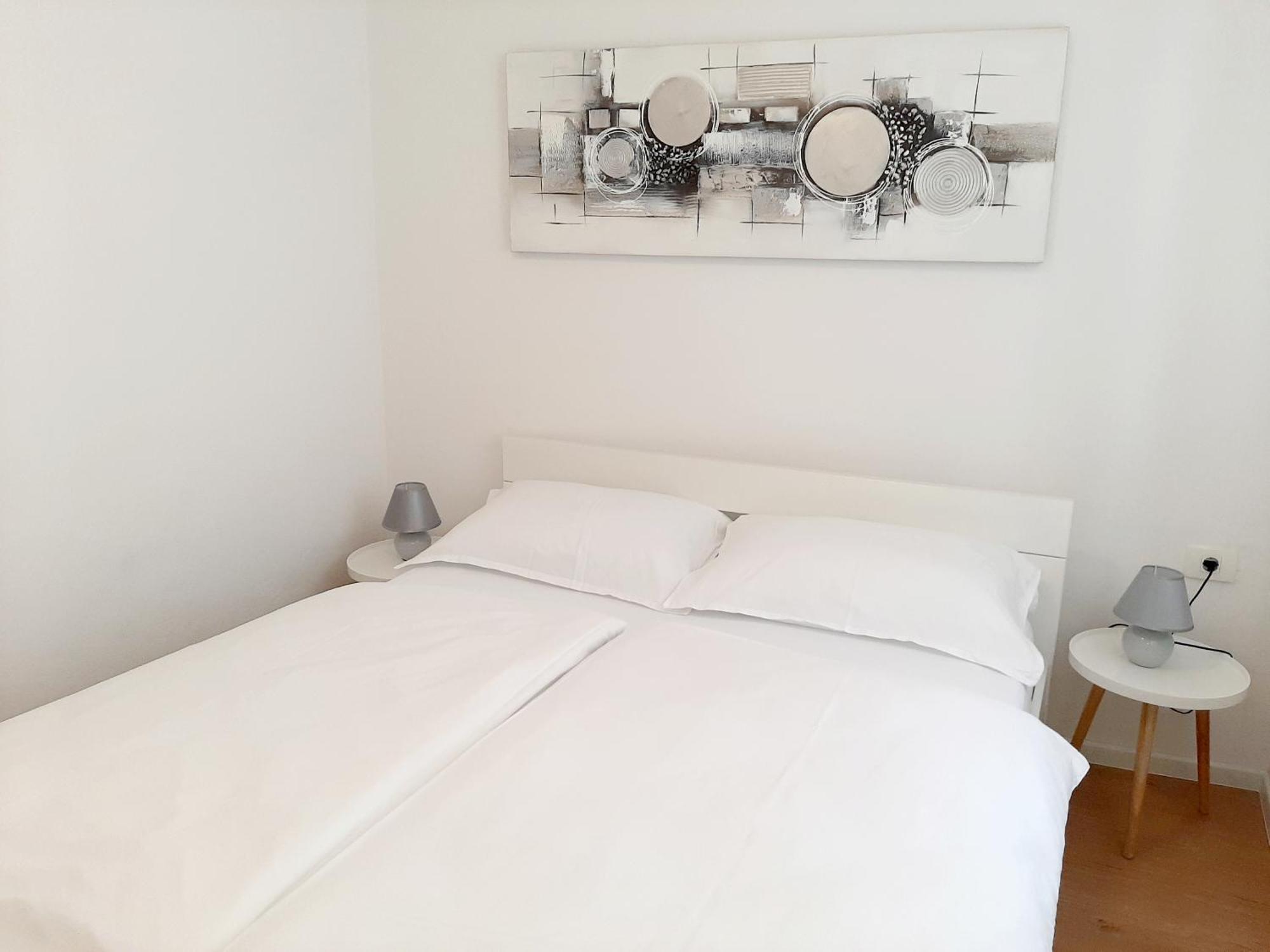 Apartments Amavi 伊佐拉 外观 照片