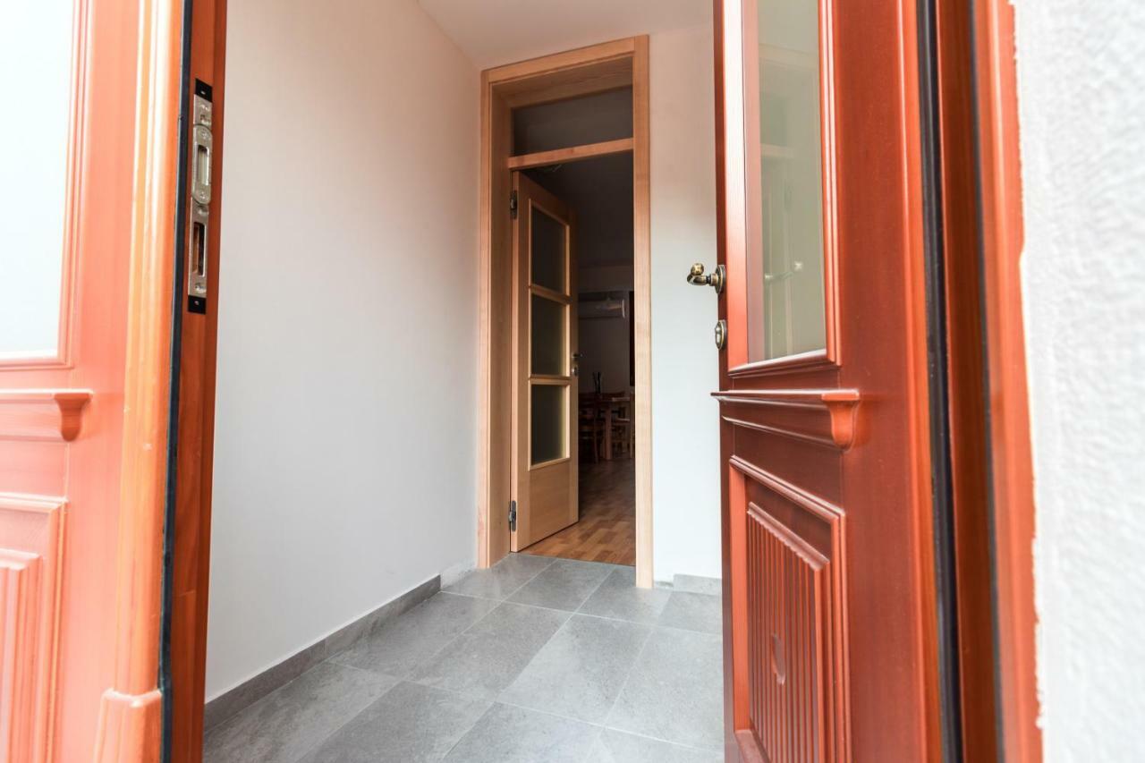 Apartments Amavi 伊佐拉 外观 照片